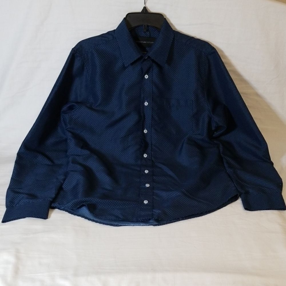 Signature Studio Modern Fit Navy Dress Shirt‎